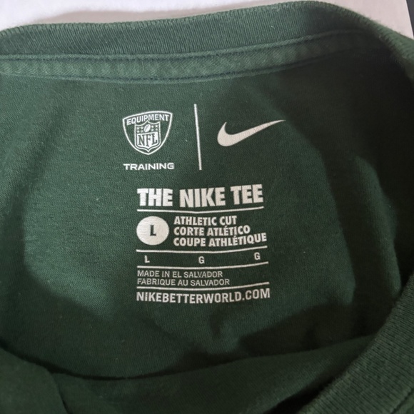The Nike Tee * Athletic Cut NFL Equipment Training Short Sleeve Tee * GB Packers - Picture 10 of 10